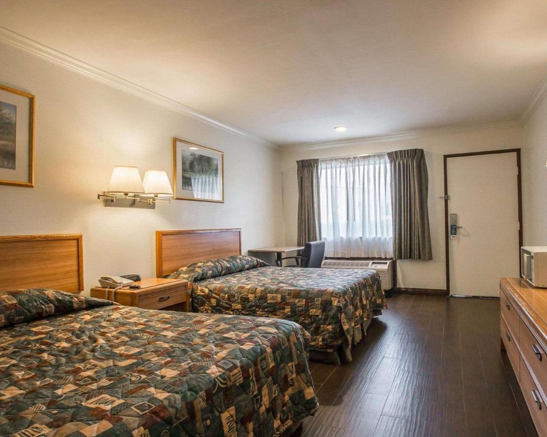 Palm Inn Hotel Near Tyler Mall ريفرسايد المظهر الخارجي الصورة