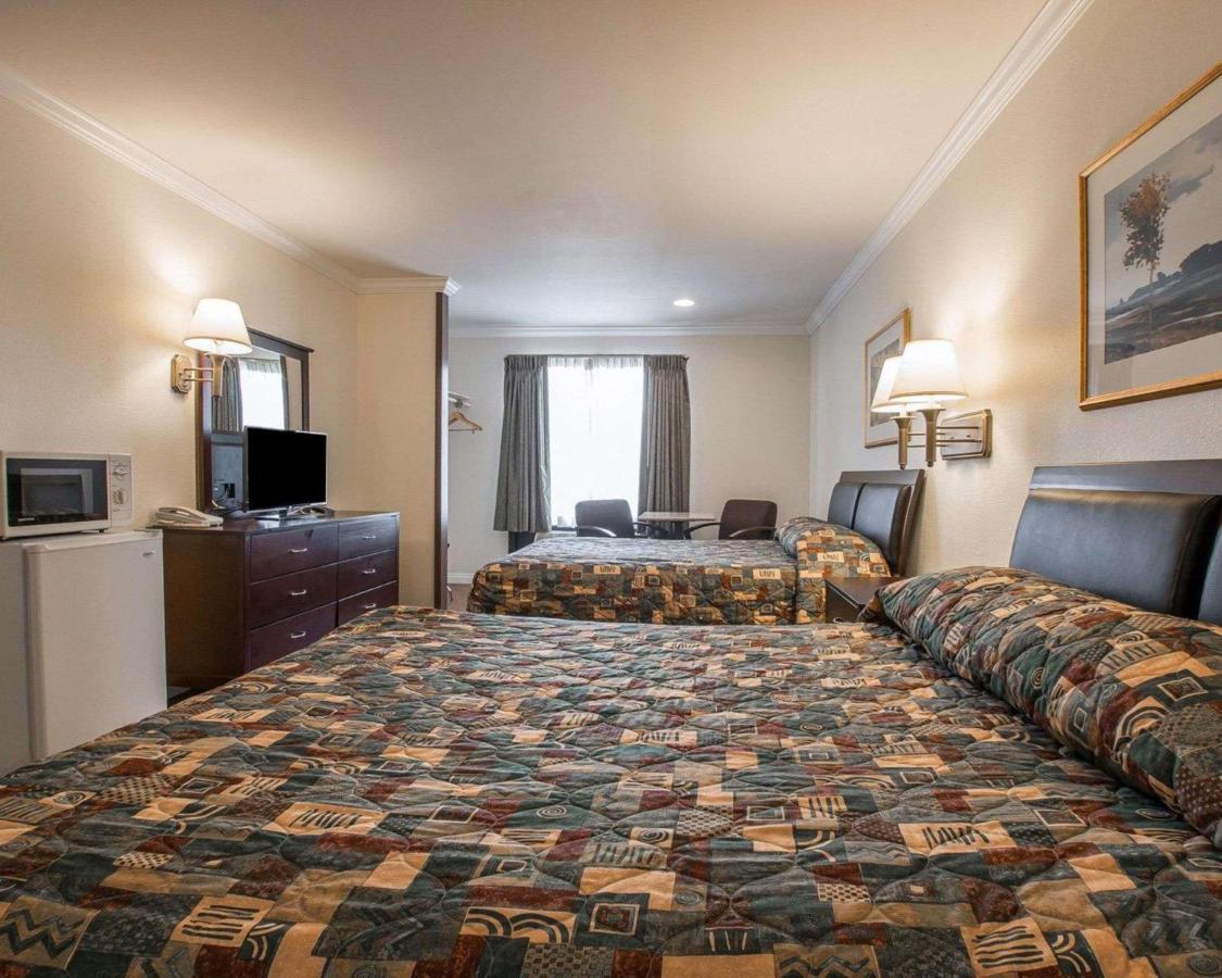Palm Inn Hotel Near Tyler Mall ريفرسايد المظهر الخارجي الصورة