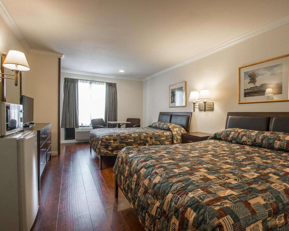 Palm Inn Hotel Near Tyler Mall ريفرسايد المظهر الخارجي الصورة