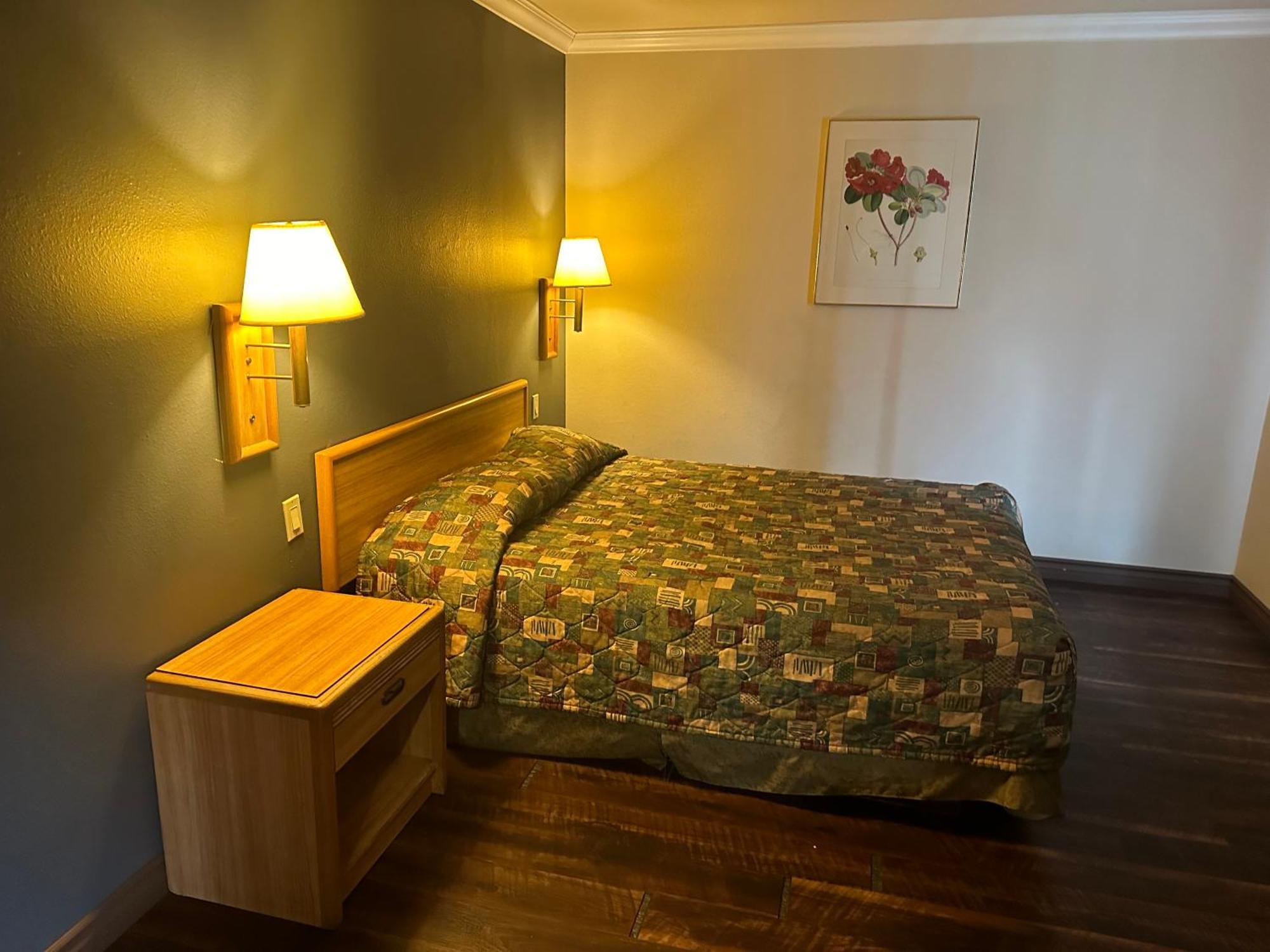 Palm Inn Hotel Near Tyler Mall ريفرسايد المظهر الخارجي الصورة